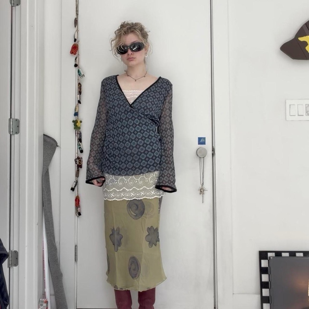 Vintage oriental style v neck flare sleeve whimsy mesh blouse.